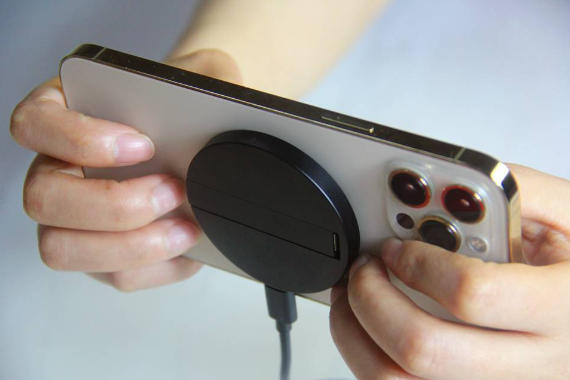 ƻMagSafe߳ǿƽ棬ɫô߳