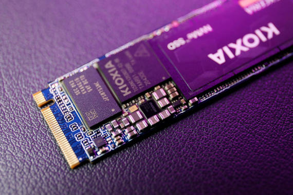 Լ۱ܵĹ̬Ӳ̣RC10 SSD