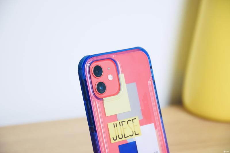 iphone12全方位图片,iphone12真正图片 iphone12穿件骚气的外衣,透明外壳全方位抗黄又防摔