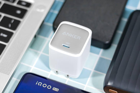 żǰAnker ˵سܳ65W
