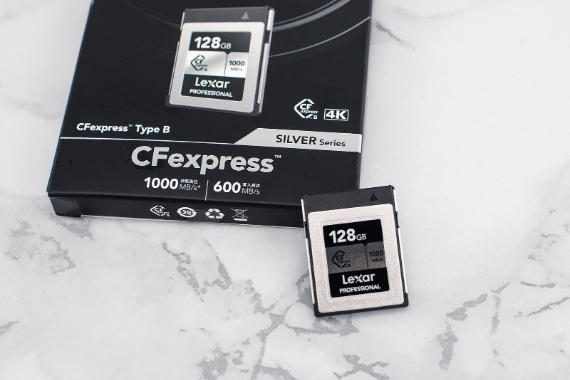 Ϊ8KƵ׼CFexpress⼤
