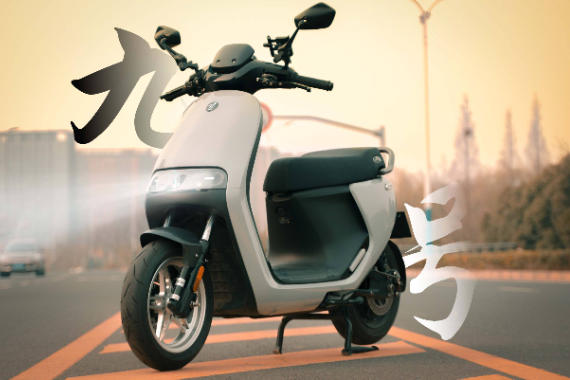 2.1W綯ΣźE200P MK2
