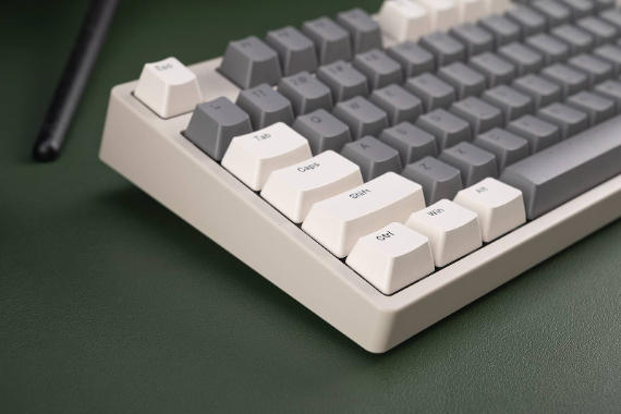 ң֮֮IKBC W210Żе