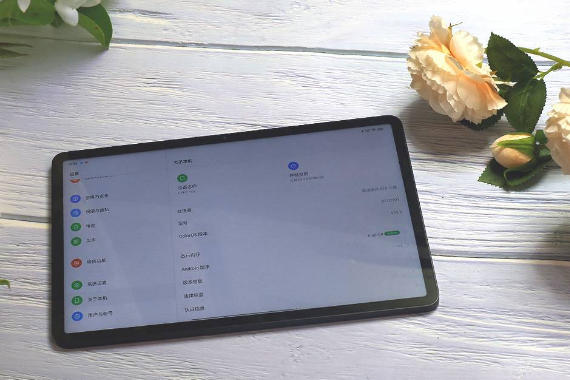 ͨ870ӳ֣33W䣬OPPO Padܳǿ