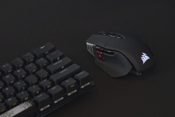 ٶȣռսȻ̺M65 RGB ULTRA
