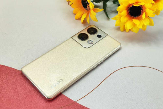 ӰѣOPPO Reno9 Pro+ֻճ