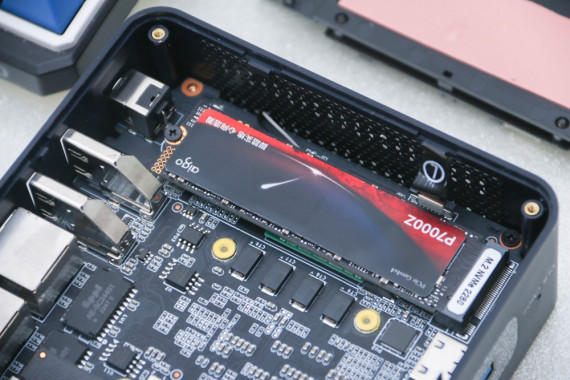 ߶˹PCIe4.0̬Ӳز磬aigo P7000Z