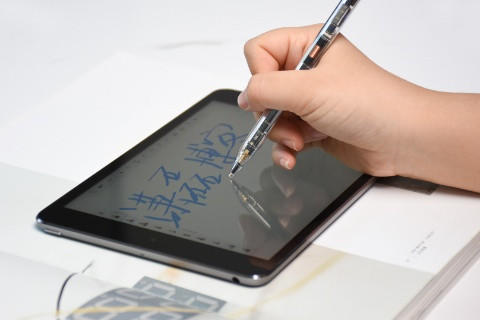 ʥPencil 2͸ƣдأApple PencilԪƽ